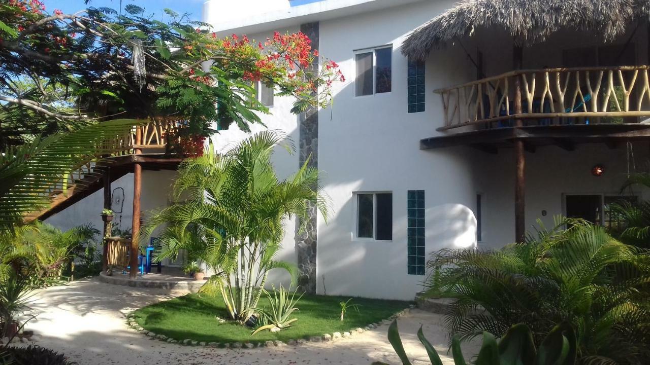 Отель Zamunda Garden View Тулум Экстерьер фото